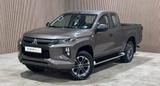Mitsubishi L200 2.2DI-D Club Cab 4WD - Mitsubishi L200: Cab Club