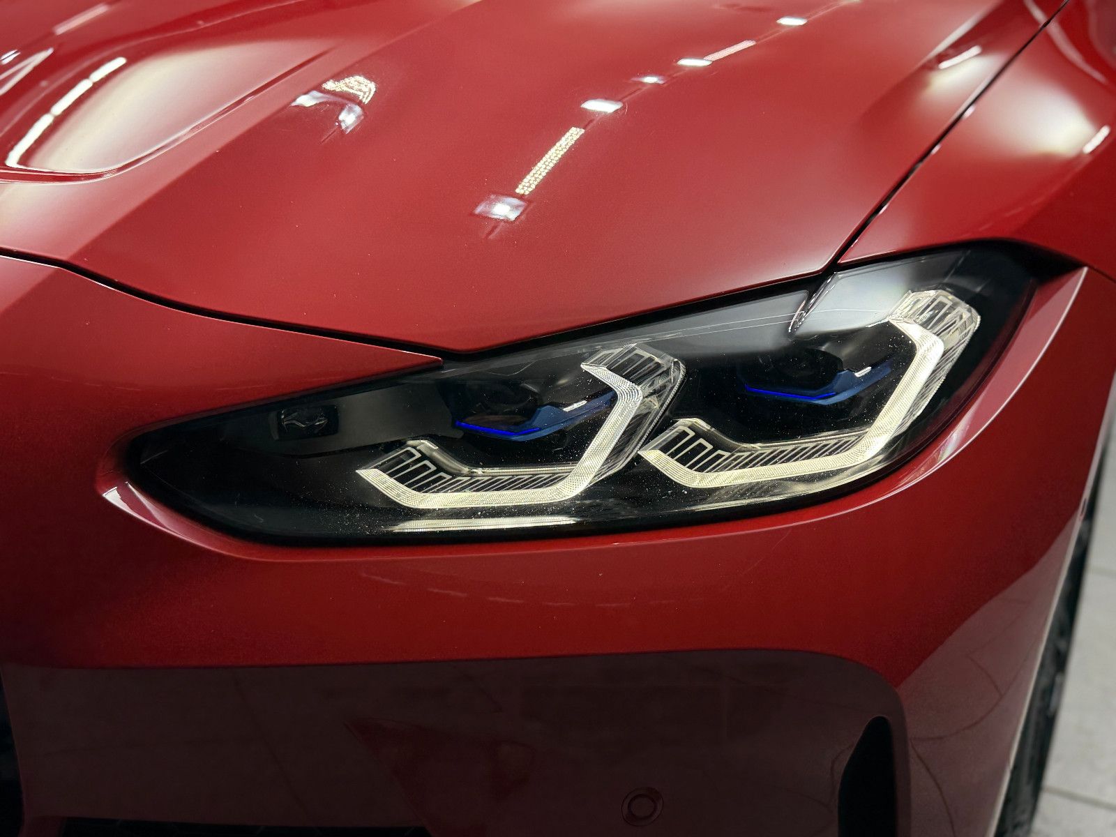 Fahrzeugabbildung BMW M4 Cabrio xDrive Competition|LASER|CARBON|HEAD-U