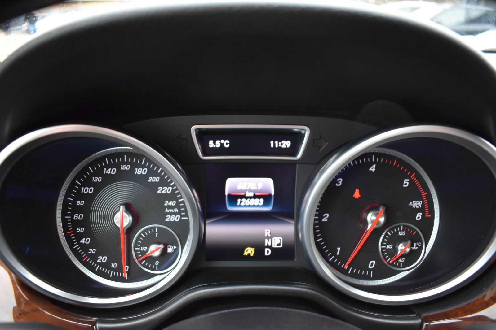 Fahrzeugabbildung Mercedes-Benz GLE 350 d 4Matic AMG line