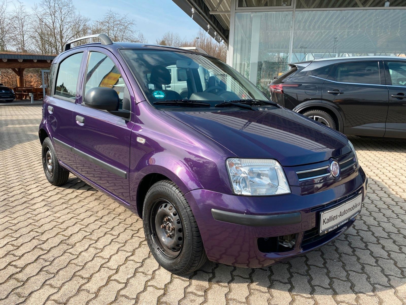 Fahrzeugabbildung Fiat Panda 1.2 RADIO+KLIMA+2 VORB+TÜV-NEU+WENIG KM!