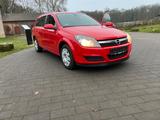 Opel Astra Caravan Kombi 1.4 Twinport Enjoy Enjoy - Opel Astra aus 2004: Enjoy