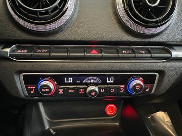 Audi A3 Cabriolet ambition *Navi*Xenon*Alcantara*