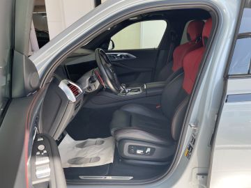BMW XM - 7