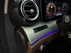 MERCEDES-BENZ E 250 T Avantgarde*WIDE*LEDER*HEADUP*360*AMBIENT