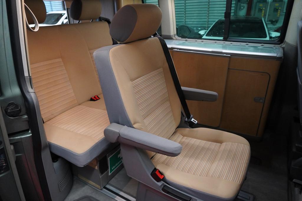 Volkswagen T5 California