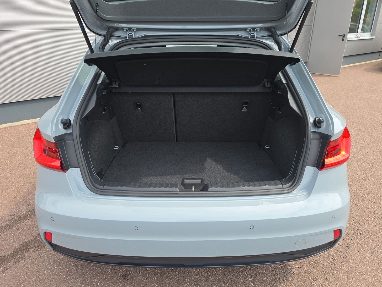 Fahrzeugabbildung Audi A1 Sportback 25 TFSI advanced LED VIRTUAL SHZ