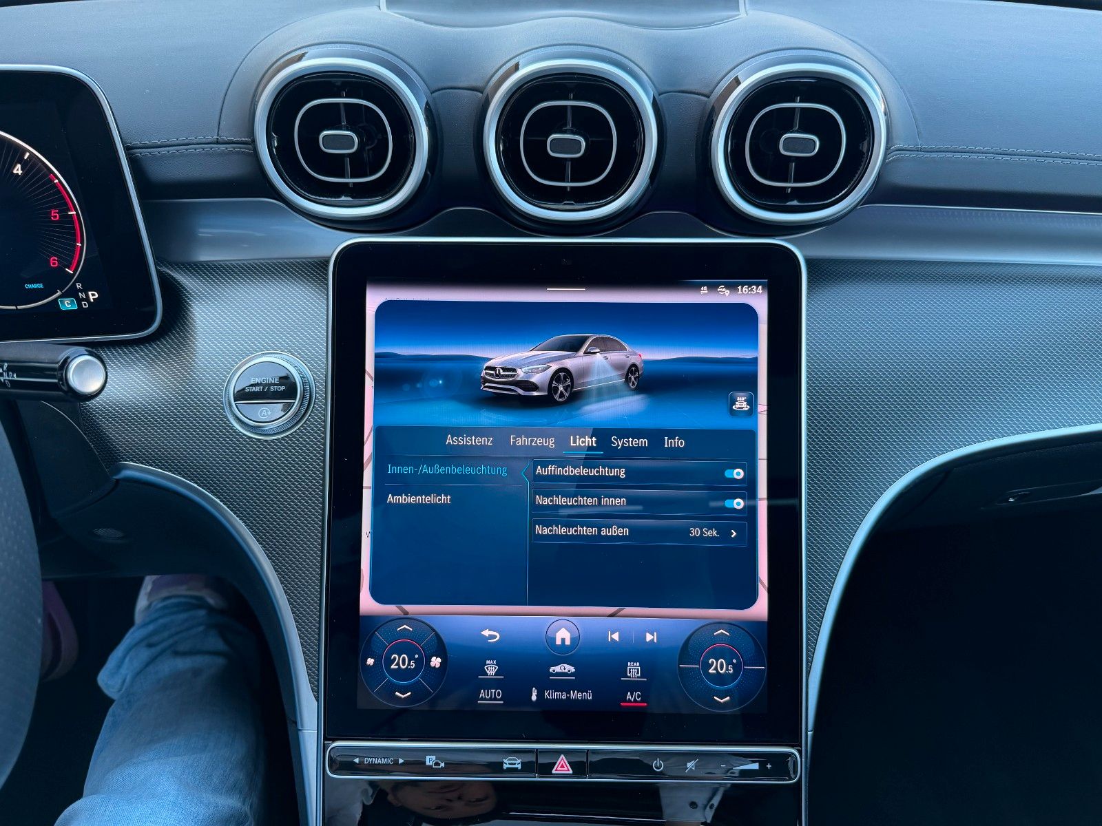 Fahrzeugabbildung Mercedes-Benz C 220d AMG+AHK+ESD+Night+TotW+RKamera