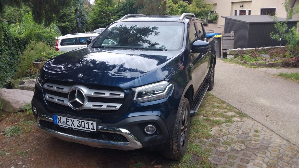 Image of Mercedes-Benz 350