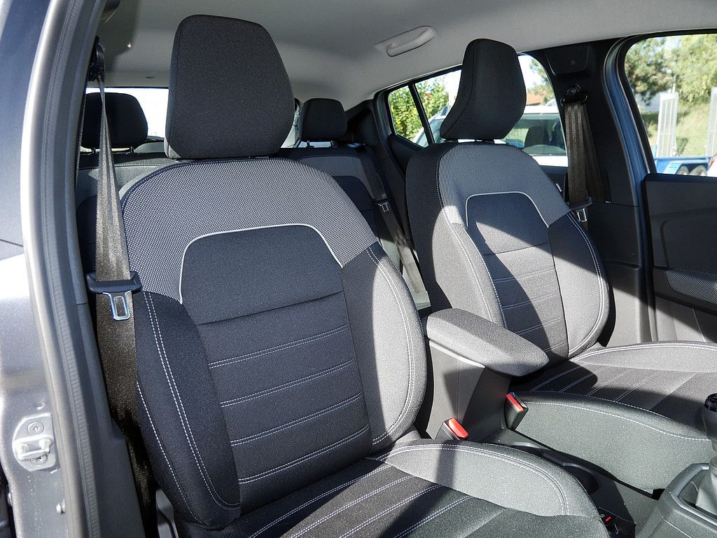 Fahrzeugabbildung Dacia Sandero TCe 90 Journey