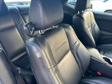 Dodge Challenger SXT 3,6 2015 unfallfrei Leder Top