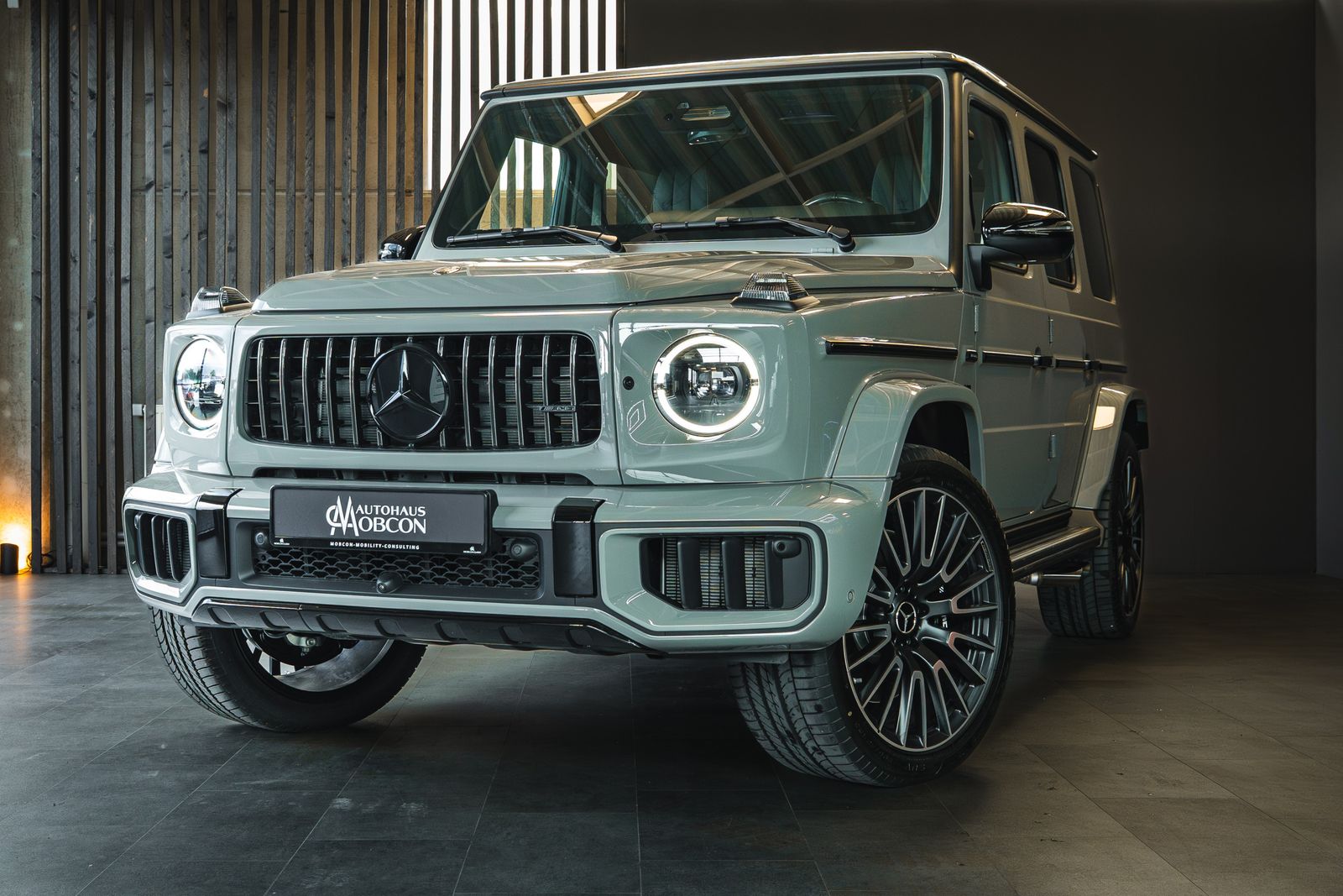 Mercedes-Benz G 63 AMG SUPERIOR | CARBON | FOND | 2026 imagem 3