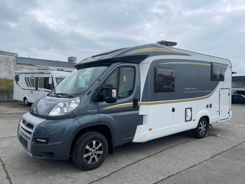 BUERSTNER T690 fifty five Automatik-Einzelbetten-AHK