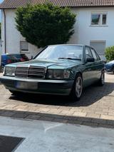 Mercedes-Benz Mercedes W201 190E 2,5-8V mit H-Zulassung - Mercedes-Benz 190 mit Benzin-Antrieb: Limousine, 2.5