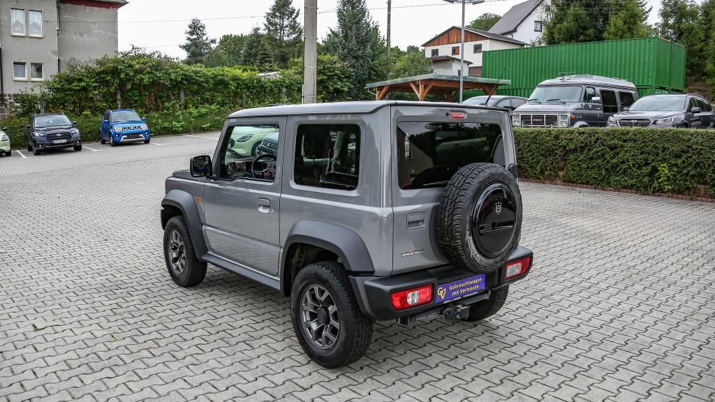 Autohaus Zimpel - Suzuki JIMNY 1,5 Comfort+ Allgrip+Navi+ 4Sitze-AHZV - Bild 4 Autohaus Zimpel - Suzuki JIMNY 1,5 Comfort+ Allgrip+Navi+ 4Sitze-AHZV - Bild 4