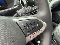 Volkswagen T-Cross 1.5 TSI DSG R-Line KAM AHK MATRIX 5JGAR bei Autohaus Landmann & Maier OHG