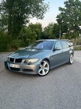 BMW 318d E91 | Keyless-Go | Xenon | Tempom... - BMW 318 aus 2007: Kombi, 318d