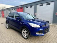 Ford Kuga Titanium 4WD 1Hand Leder/Navi/