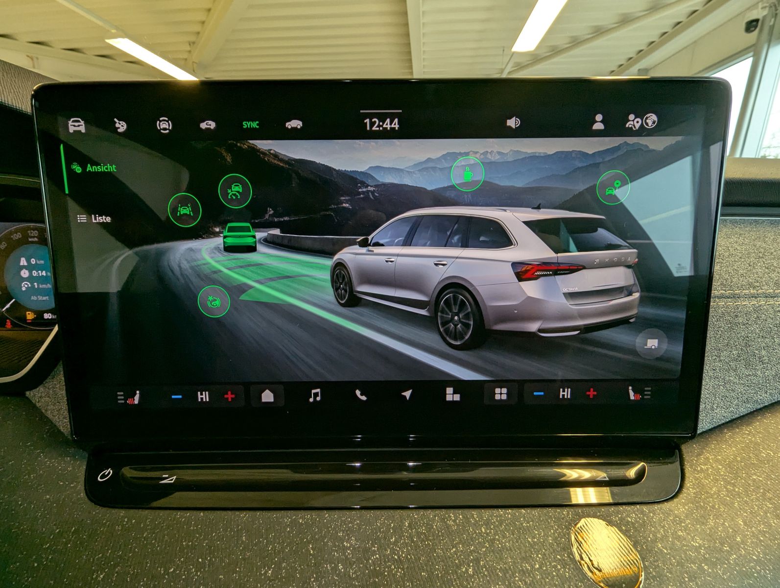 SKODA Octavia 1.5 TSI DSG ACC Style-Paket AHK 5J Garan - Image 26