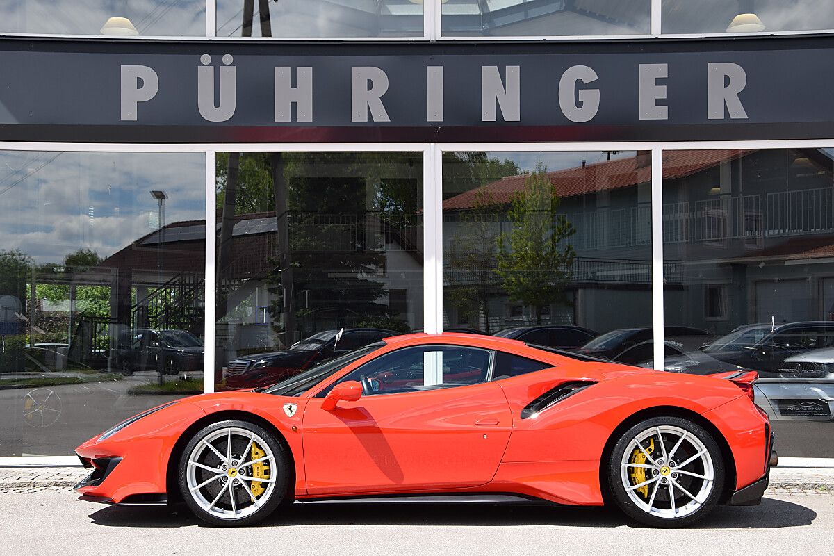 FERRARI 488 GTB