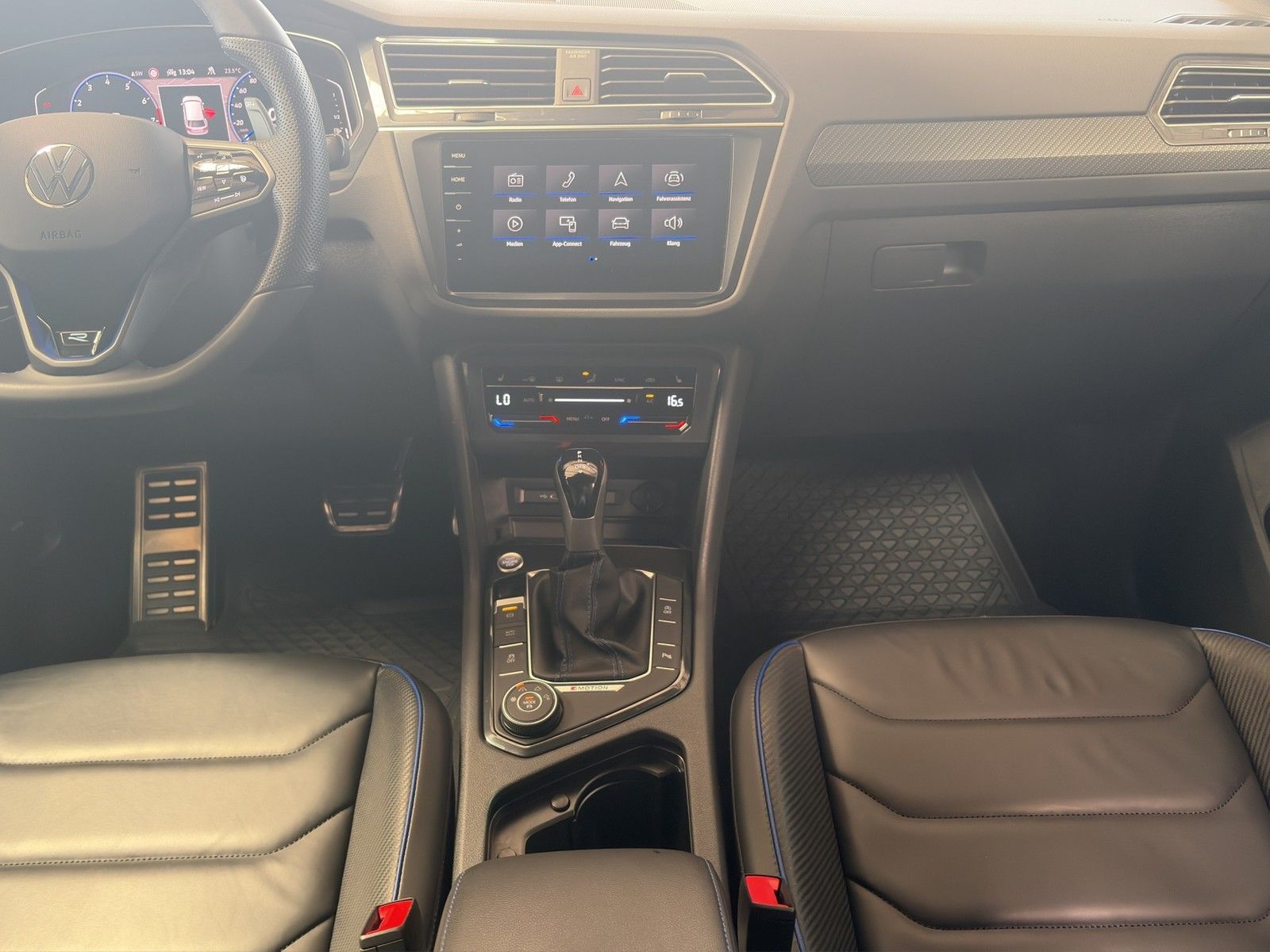 Volkswagen Tiguan R 2.0 TSI 4MOTION DSG AHK Navi Rückfahrk foto 14