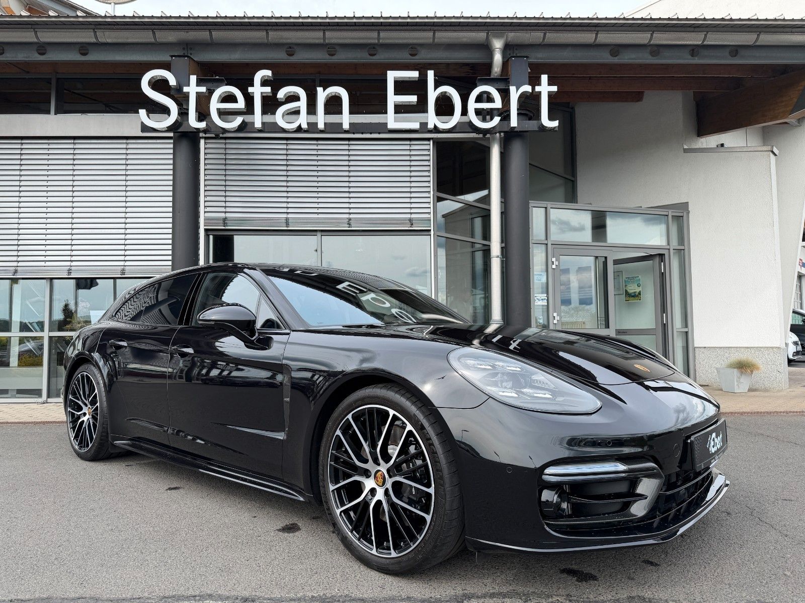 Fahrzeugabbildung Porsche Panamera Sport Turismo GTS CARBON/BOSE/STDH/21"