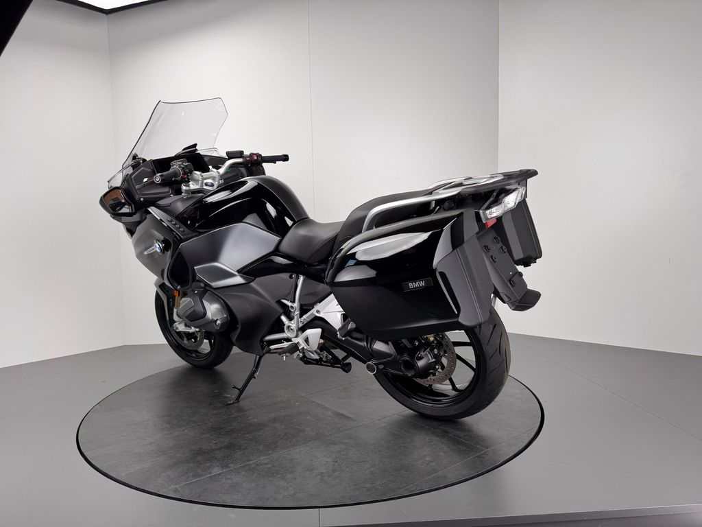 Fahrzeugabbildung BMW R 1250 RT *NEUWERTIG *TOP-AUSSTATTUNG