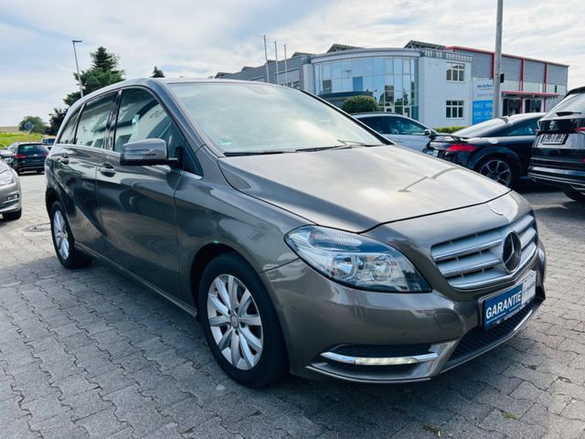 Mercedes-Benz B 200 + Automatik+2xPDC+SHZ+Navi+Klimaanlage+