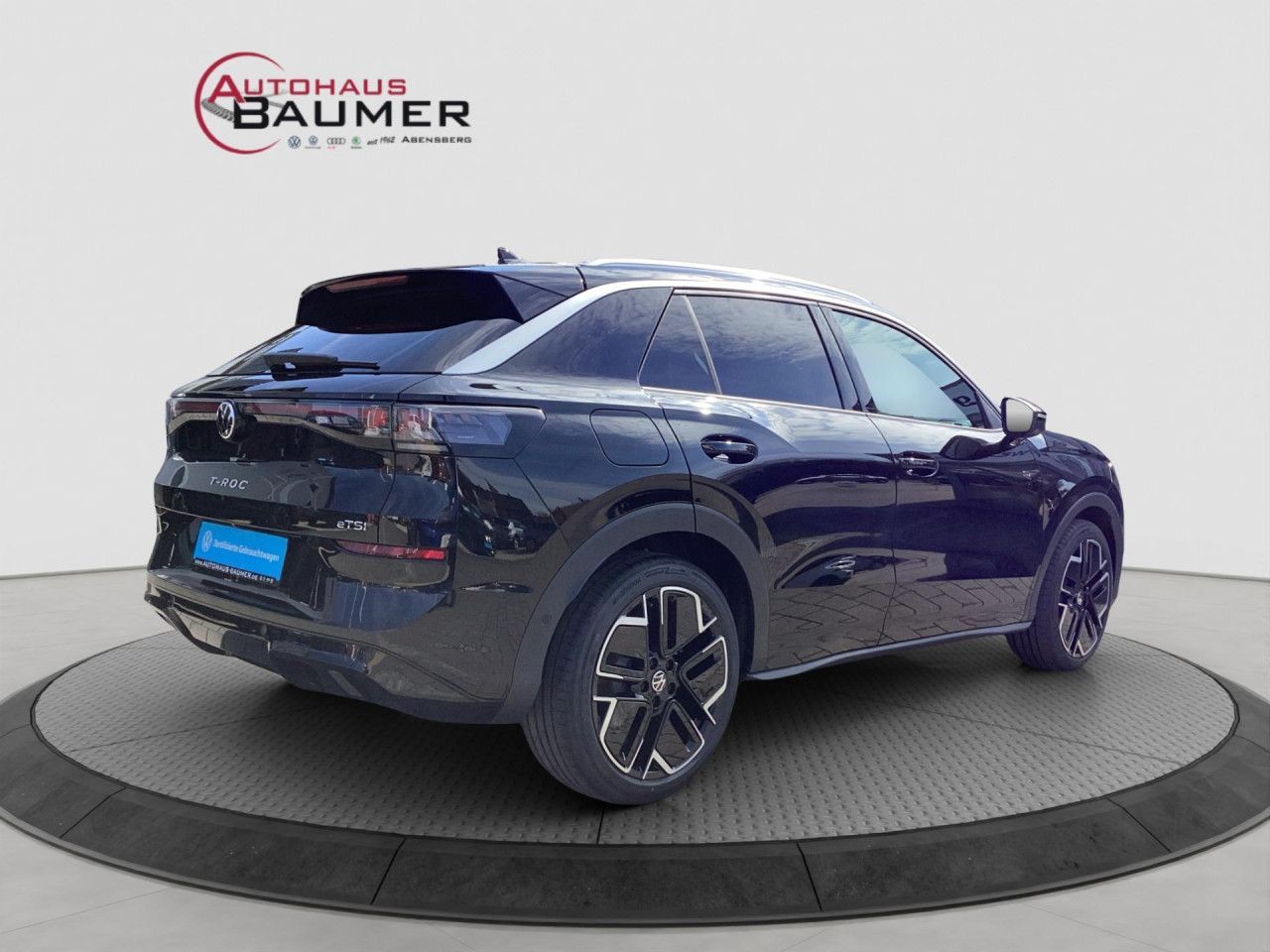 Volkswagen T-ROC R-Line 1.5 eTSI DSG AHK Neues Modell Navi foto 5