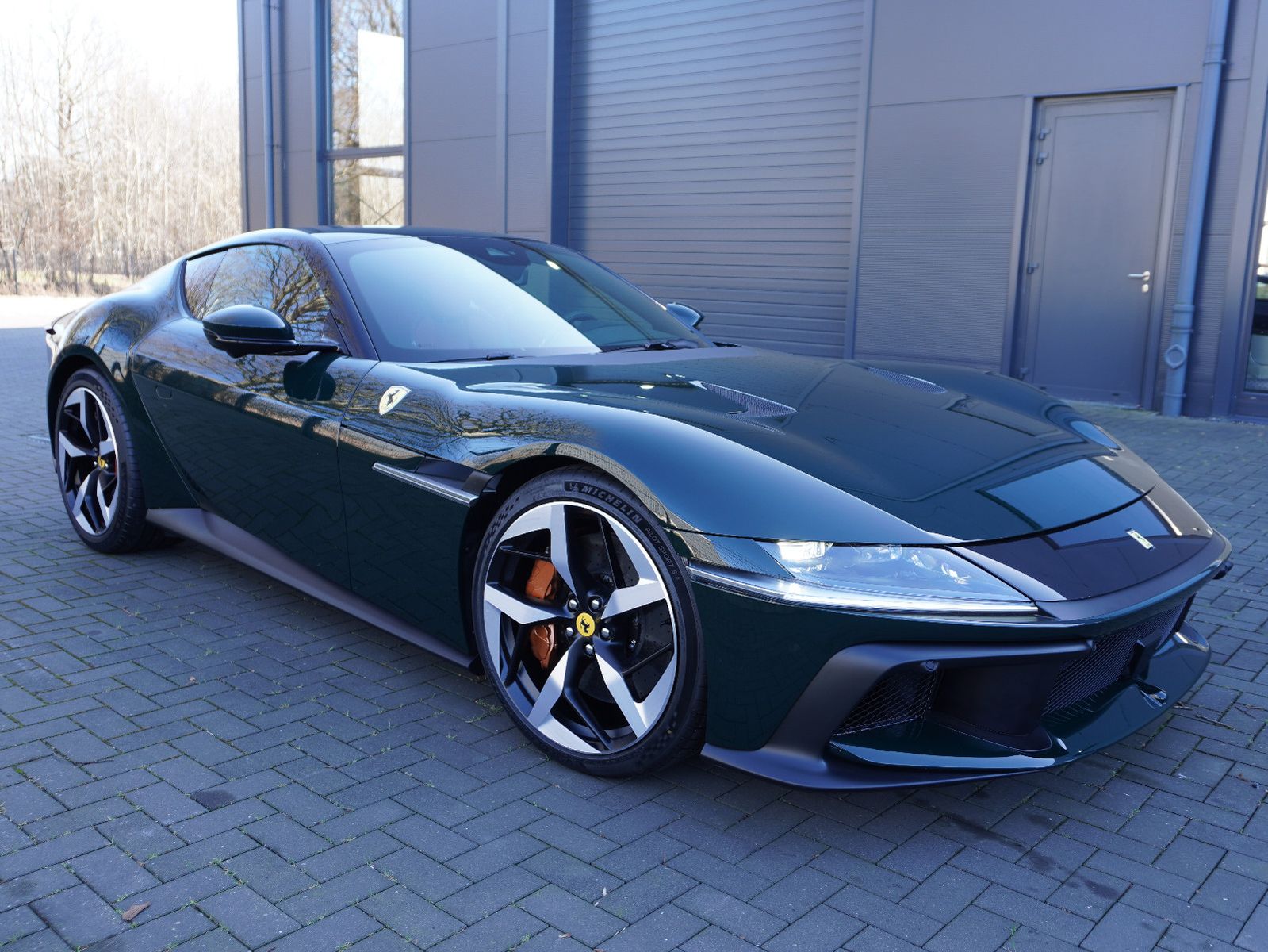 Fahrzeugabbildung Ferrari *Pano,ACC,Lift,Carbon,Histori. Colour*