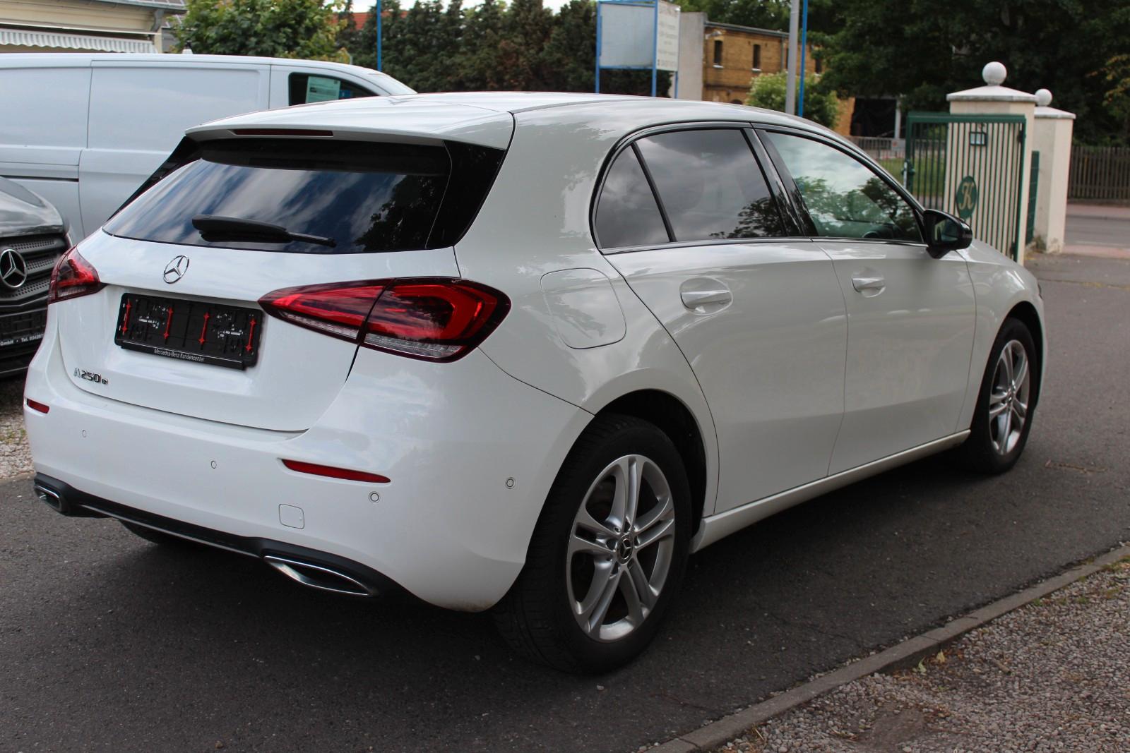 Mercedes-Benz A 250 A A 250 e