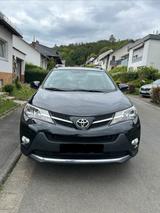 Toyota Rav4 2015 Benzin 1987 cm3 - gebrauchte Toyota RAV 4 aus dem Jahr 2015