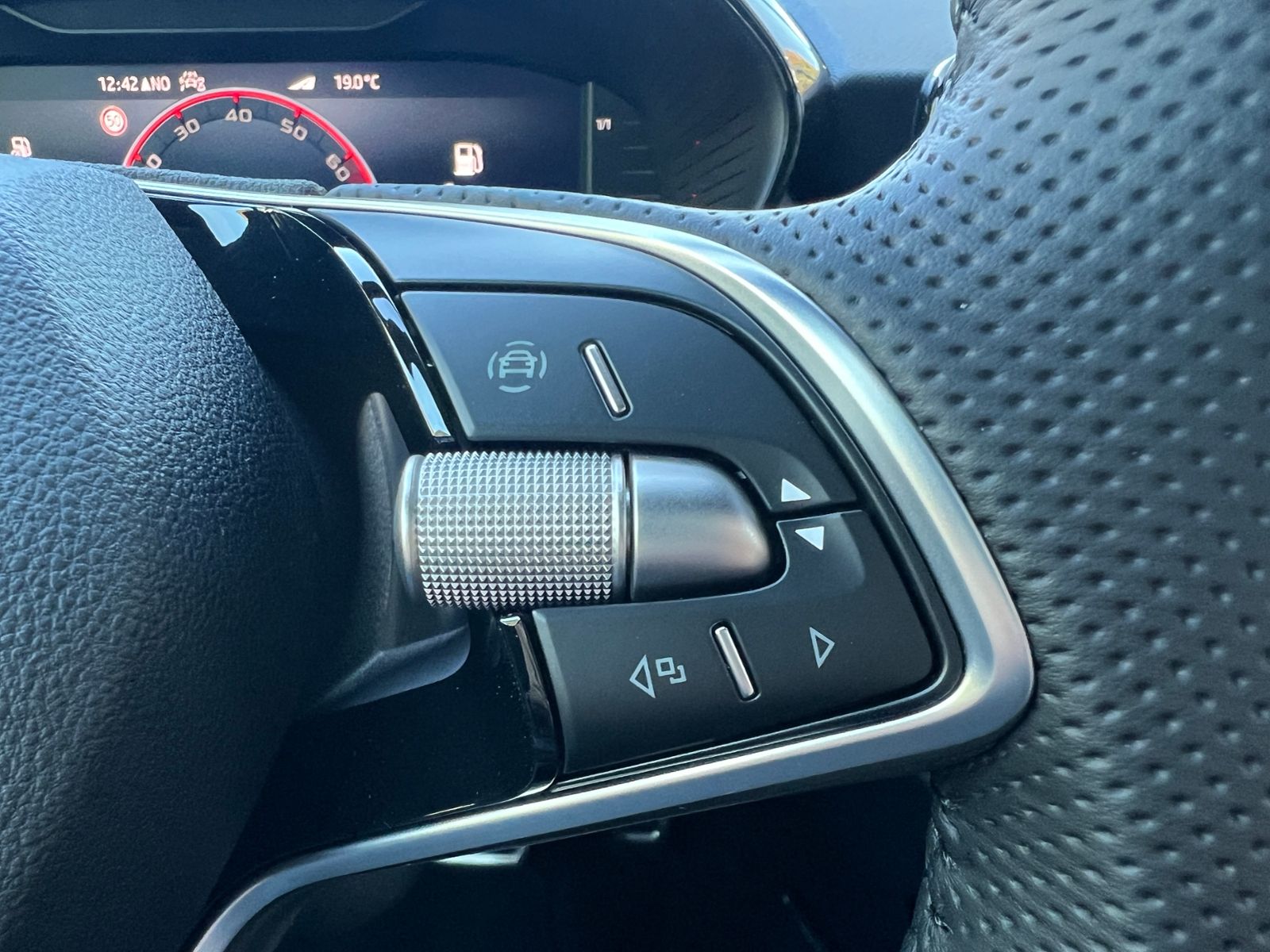 Fahrzeugabbildung SKODA Fabia Monte Carlo 1.0 TSI DSG *LED, SmartLink, K