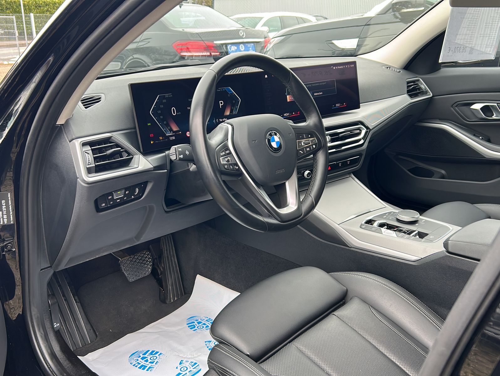 Fahrzeugabbildung BMW 320d Touring Aut.