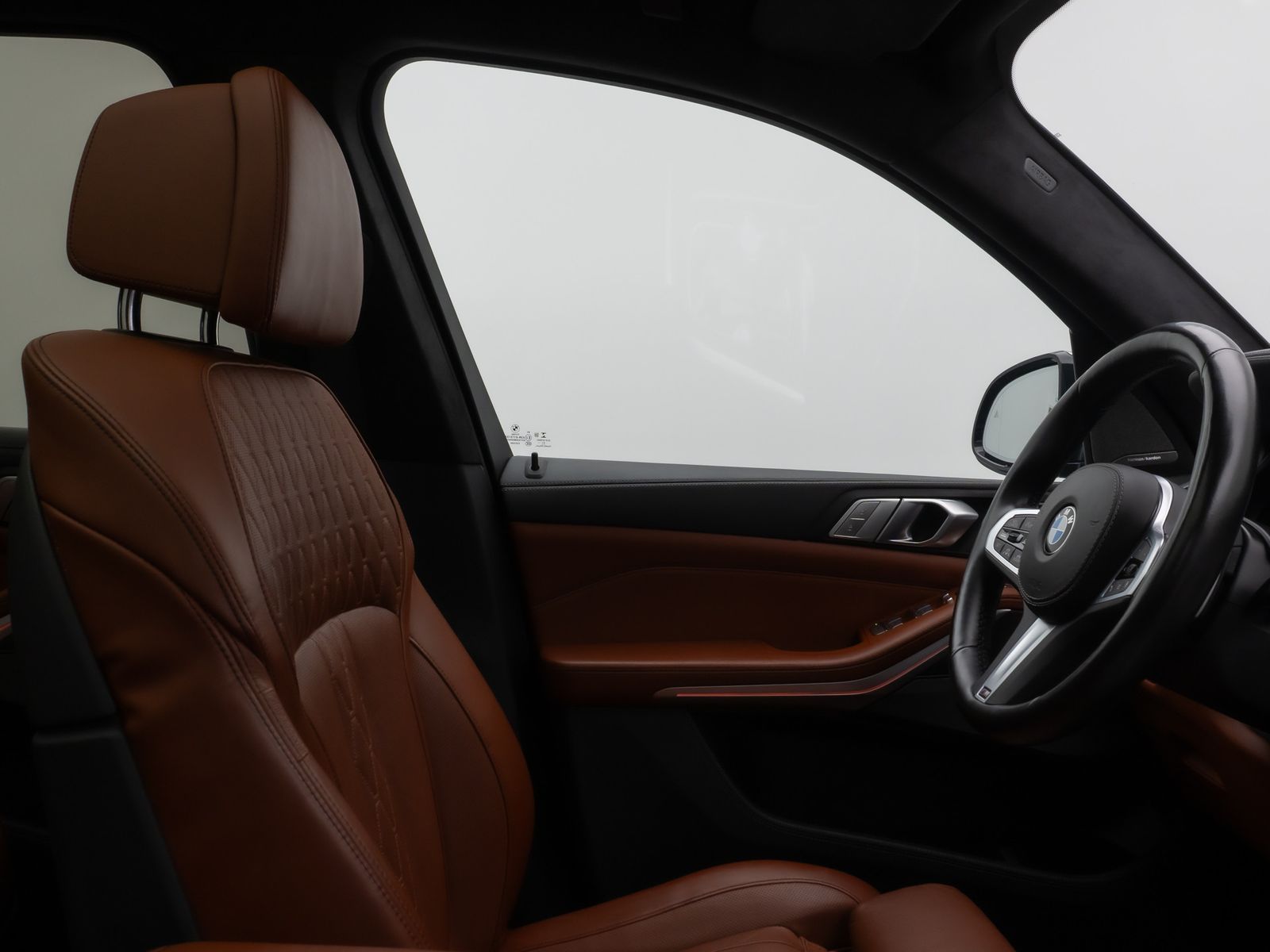 Fahrzeugabbildung BMW X7 M50i Panorama Laser 360°HUD H/K SoftCl 22Zoll