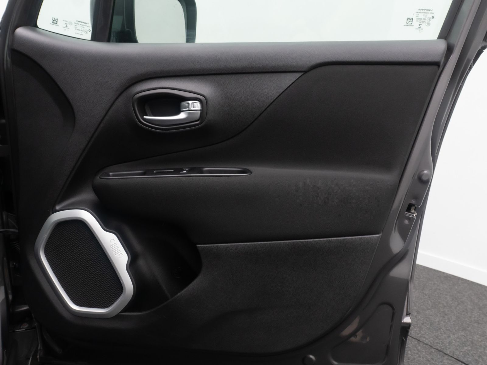 Fahrzeugabbildung Jeep Renegade MultiJet D Longitude Navi HiFi Komfort