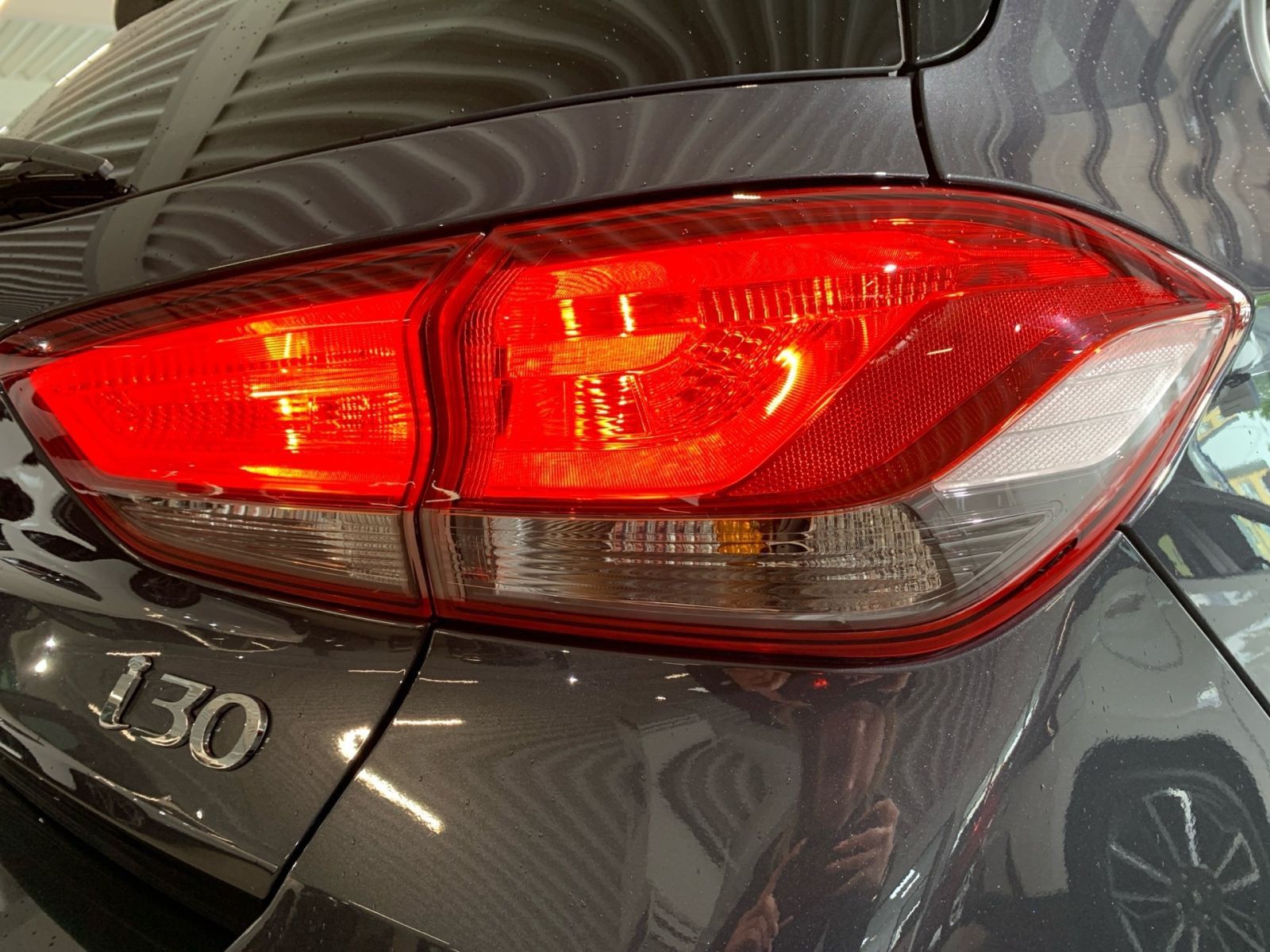 Fahrzeugabbildung Hyundai i30 1.0 T-GDI Edition 30 1Hd Allwetter