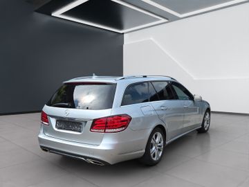 Mercedes E 200 - 6
