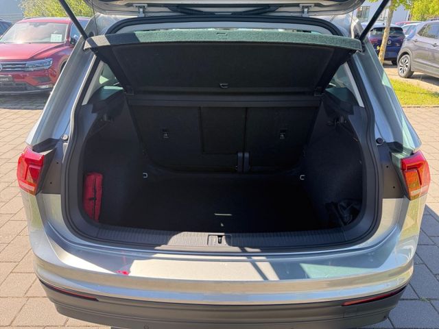 Tiguan IQ.DRIVE 1.5 TSI AHK-klappbar Navi Apple 