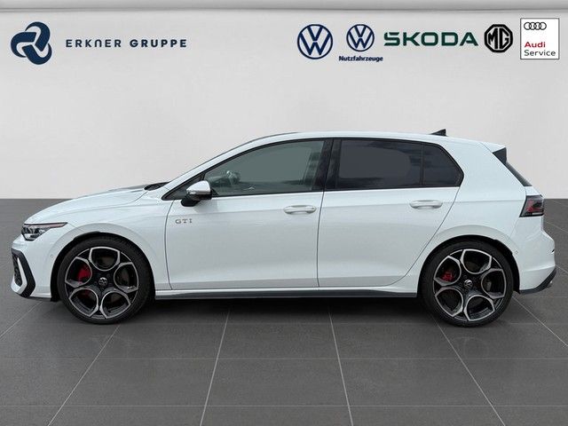 Volkswagen Golf VIII GTI 2.0TSI DSG PANO NAVI ACC HEAD-UP foto 2