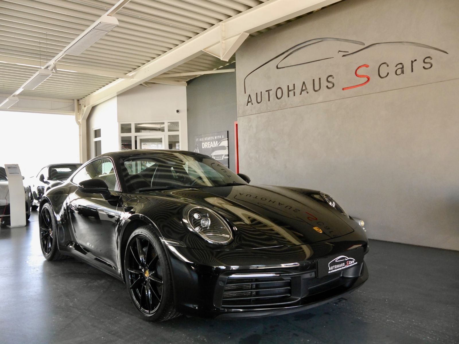 PORSCHE 992 Carrera*SD*Matrix*Bose*Leder*Appr.05/27
