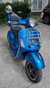 Vespa GTS 300 - VESPA BLAU