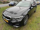 BMW 330 3-SERIE 330e/M-SPORT/PERFORMANCE/CAM/VIRTDAS - BMW Gebrauchtwagen von 2019
