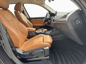 BMW X3 - 11