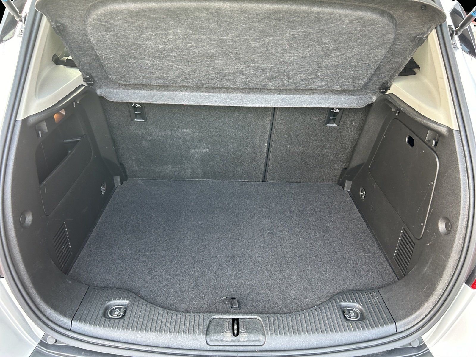 Fahrzeugabbildung Opel Mokka 1.6 Edition ecoFlex Sitzheizung/Garantie
