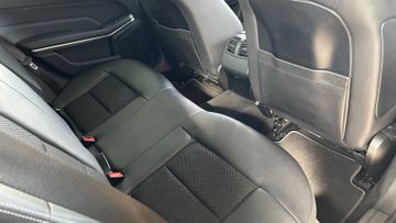 Mercedes E 200 - 8