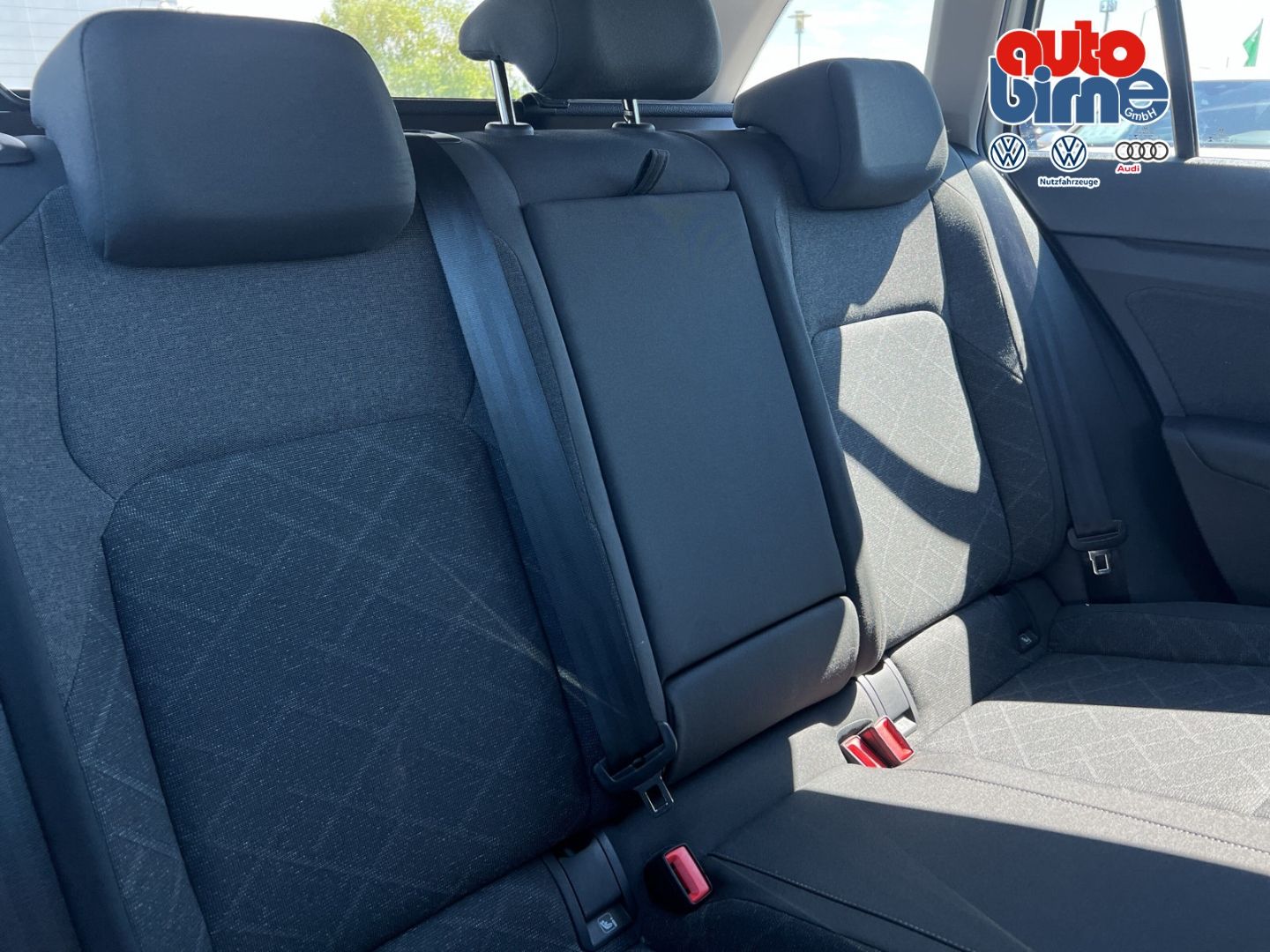 Golf VIII 2.0 TDI Life (EURO 6d) AHK-klappbar Na