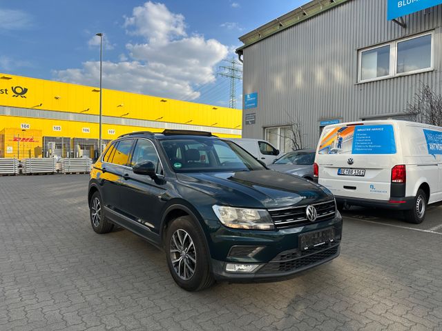 Volkswagen Tiguan 2.0TDI 4Motion Pano AHK Klimaauto.