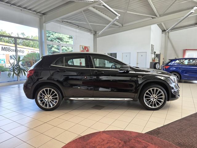MERCEDES-BENZ GLA 200 — Foto 10