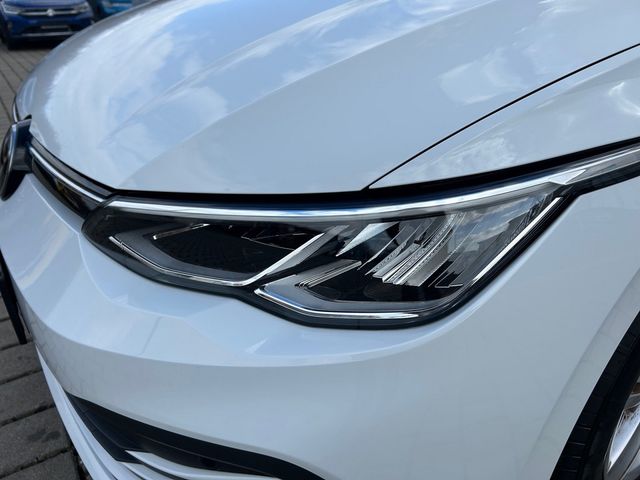 Golf VIII Variant 1.5 eTSI Life *DSG*LED*NAVI*DA