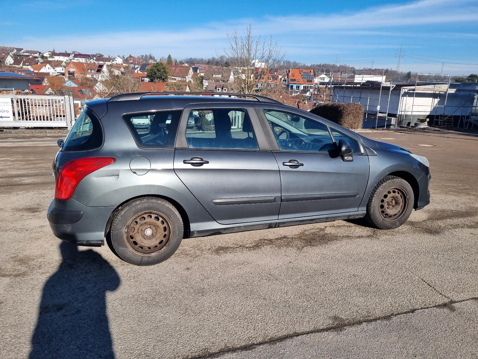 Peugeot 308 2011 — photo 11